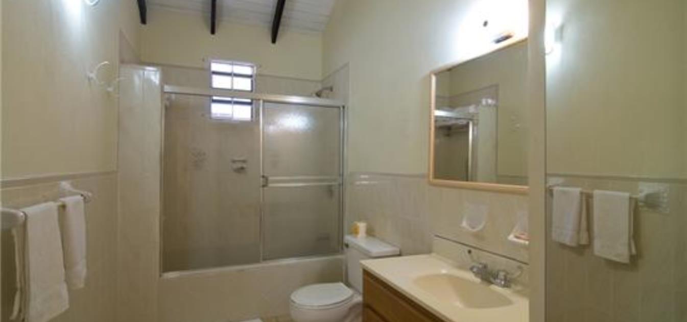Kingsville 2 Large Cottages Option