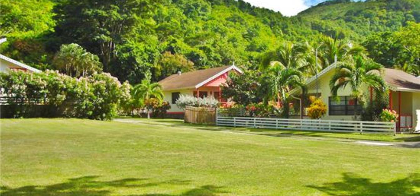 Kingsville 2 Large Cottages Option