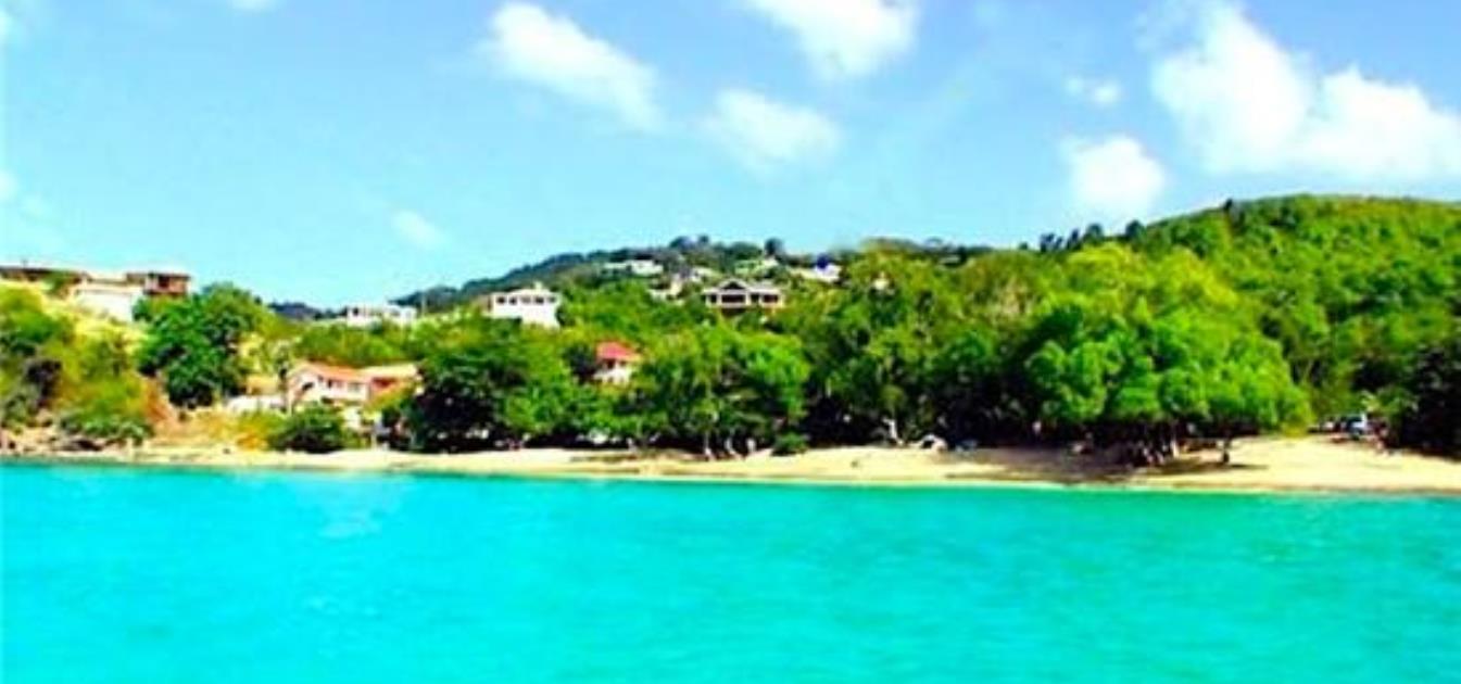 vacation-rentals/st-vincent-and-the-grenadines/bequia/lower-bay/casablanca-upper-villa