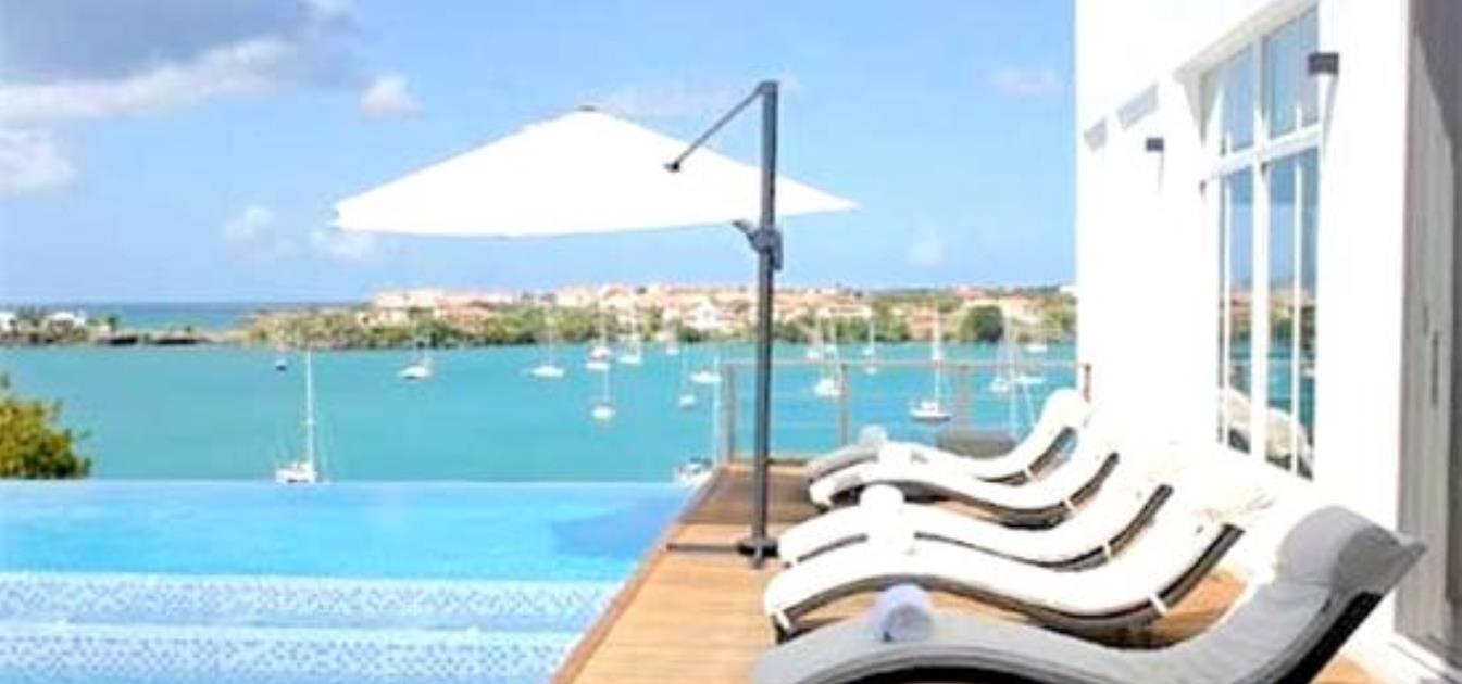 vacation-rentals/grenada/grenada-island/lance-aux-epines/blue-point-beach-suite