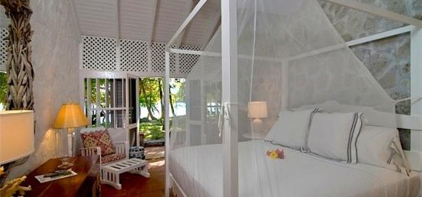 vacation-rentals/st-vincent-and-the-grenadines/bequia/crescent-bay/sugar-reef-beachfront-rooms