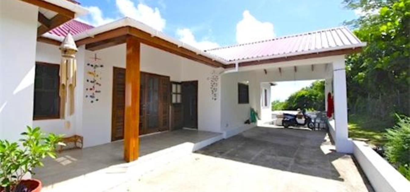 vacation-rentals/st-vincent-and-the-grenadines/bequia/hope-bay/blue-horizon-villa