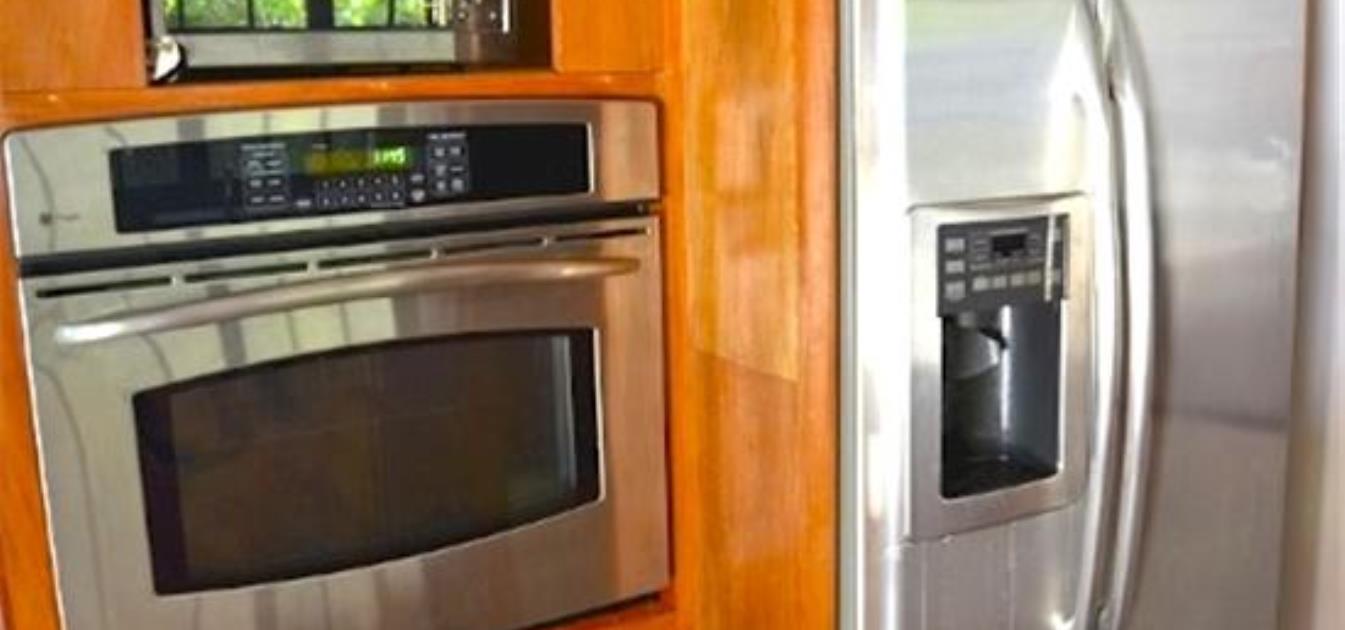 vacation-rentals/st-vincent-and-the-grenadines/bequia/hope-bay/blue-horizon-villa