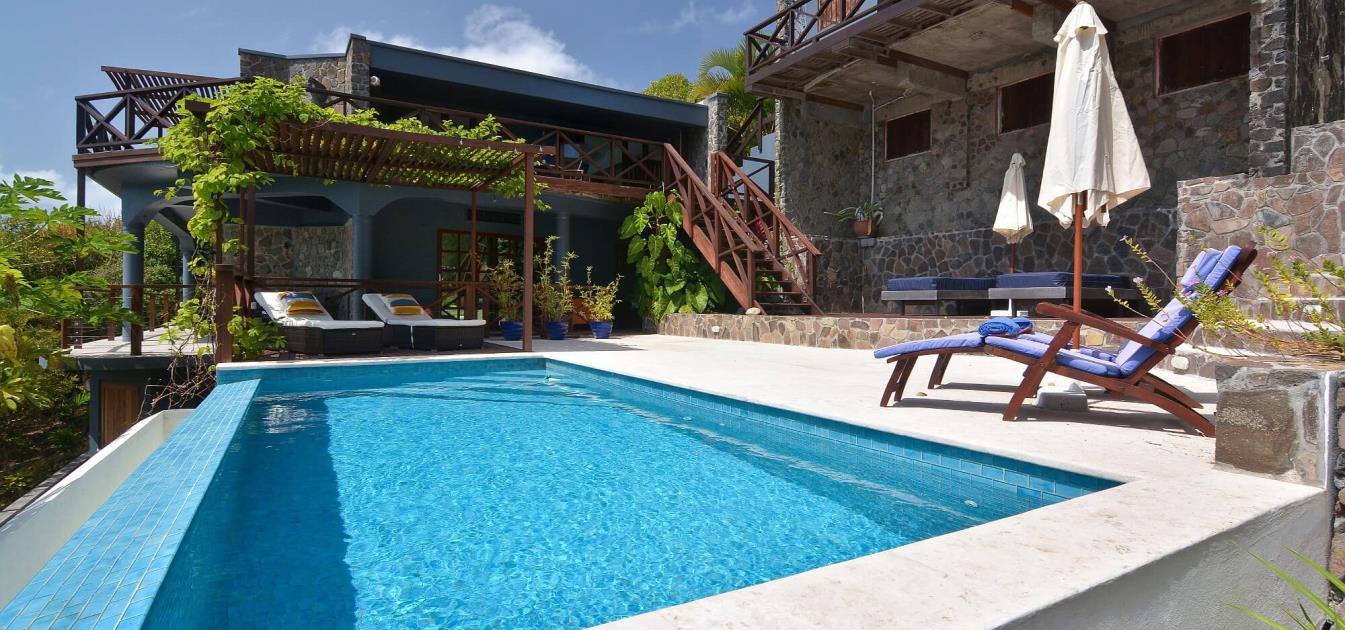 vacation-rentals/st-vincent-and-the-grenadines/bequia/crown-point/crown-point-house