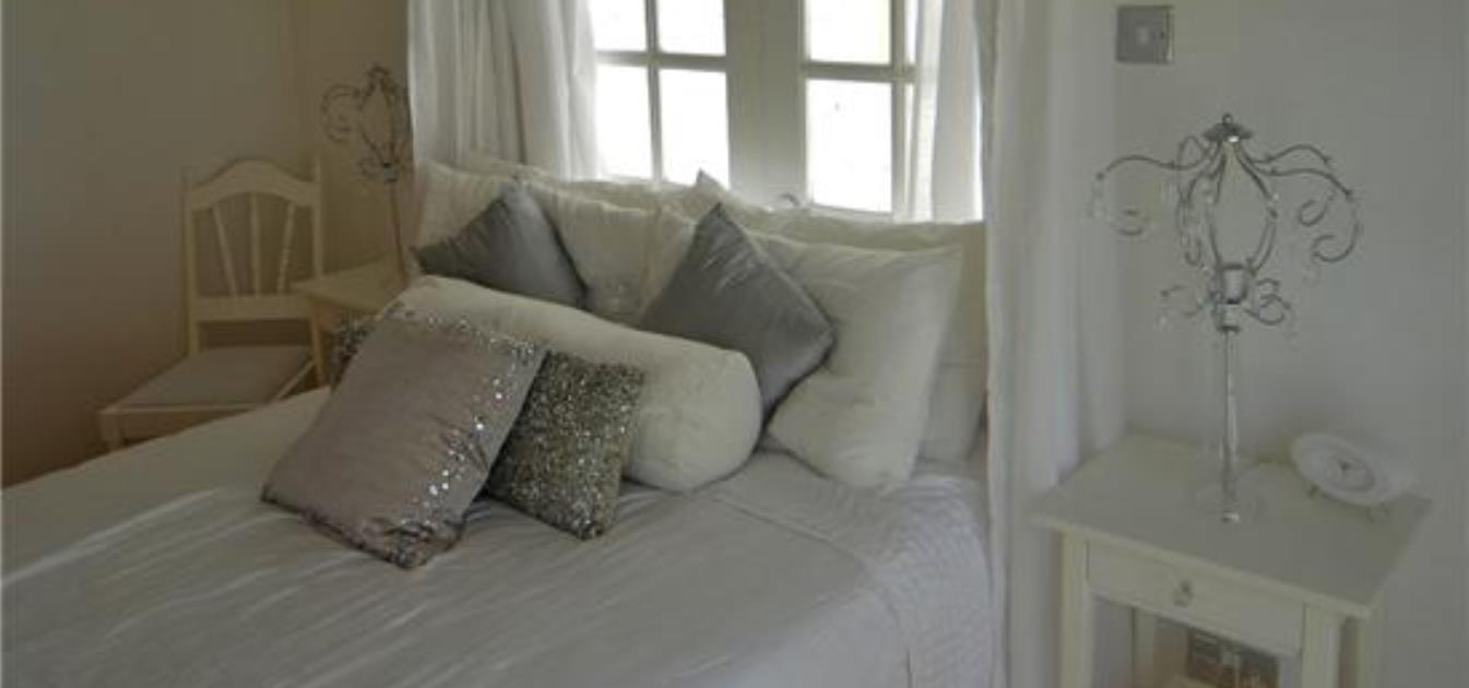 vacation-rentals/st-vincent-and-the-grenadines/bequia/belmont/octopus-villa,-5-bed-bequia-(longer-rentals-only)