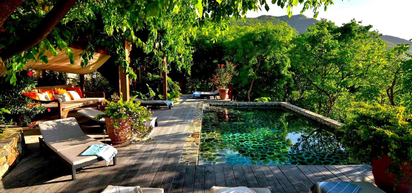 vacation-rentals/st-vincent-and-the-grenadines/bequia/lower-bay/cassava