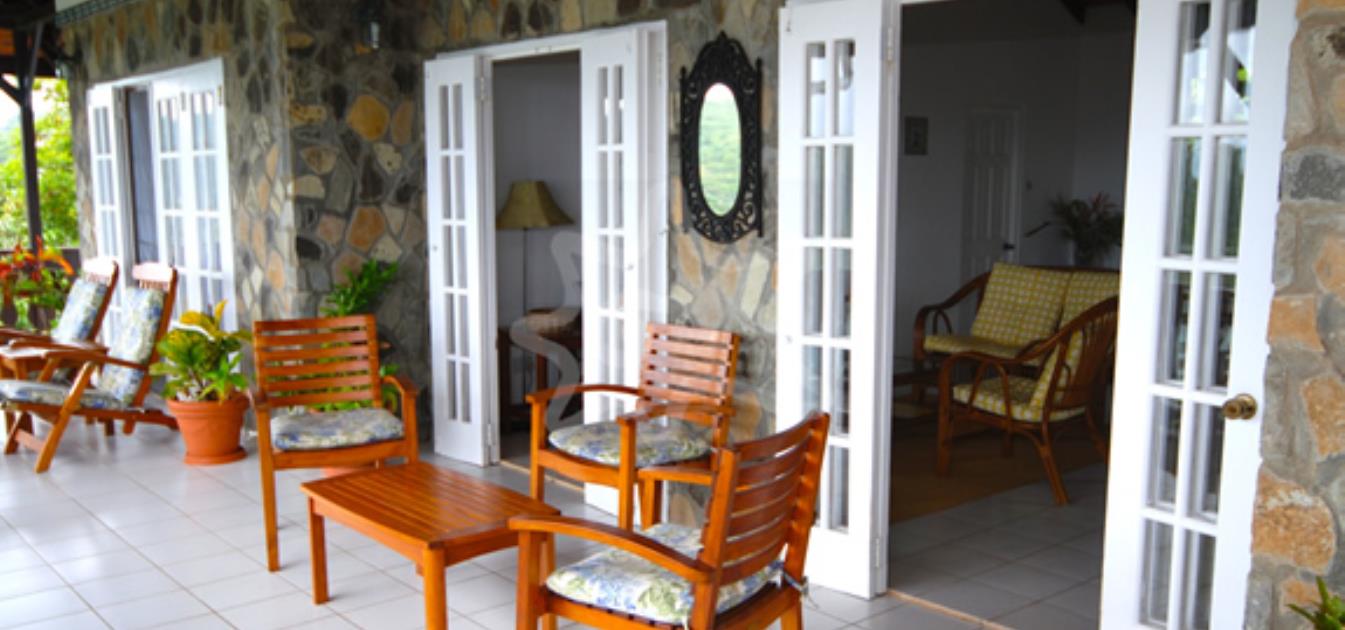 vacation-rentals/st-vincent-and-the-grenadines/bequia/spring/ocean-breeze