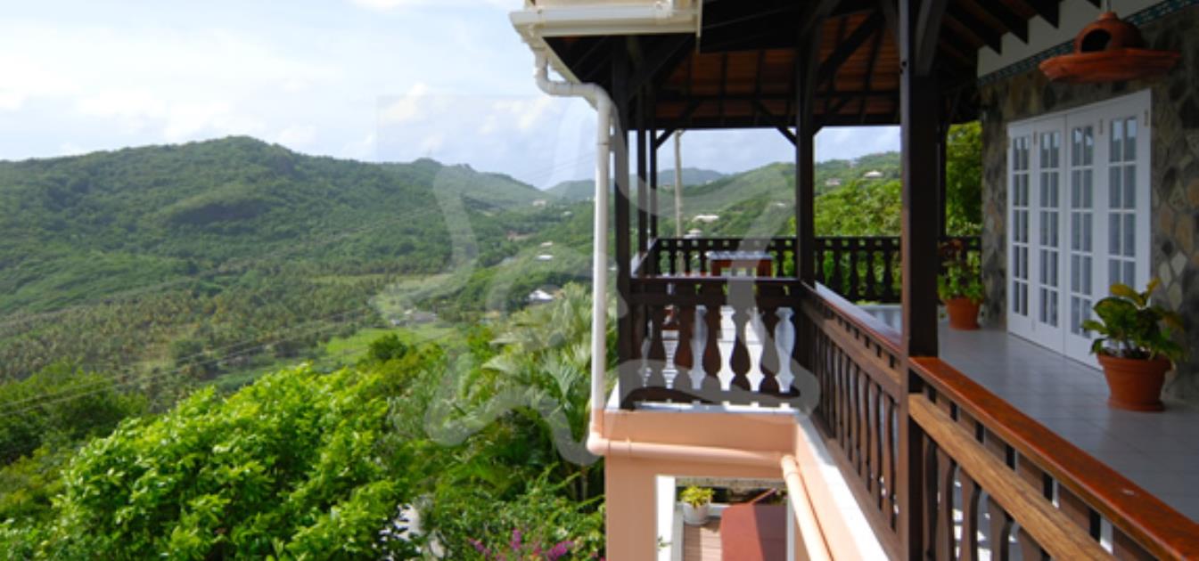 vacation-rentals/st-vincent-and-the-grenadines/bequia/spring/ocean-breeze