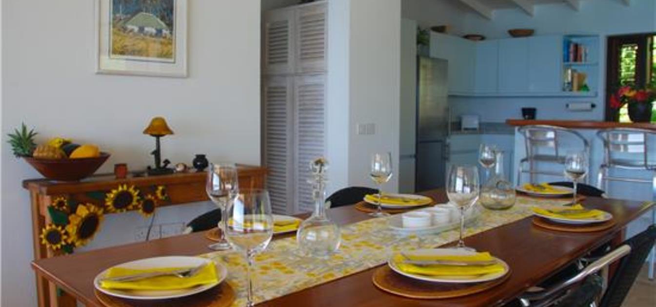 vacation-rentals/st-vincent-and-the-grenadines/bequia/crescent-bay/jamdown-upper-ocean-deck