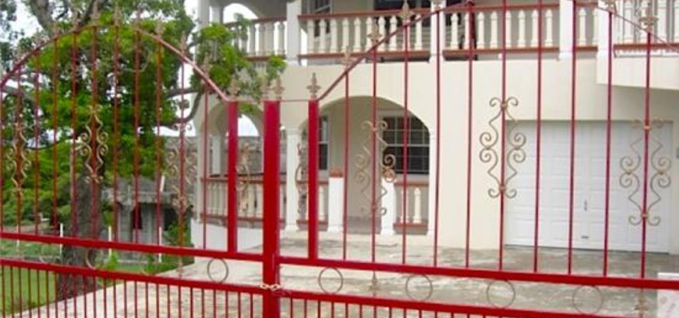 vacation-rentals/st-vincent-and-the-grenadines/union-island/ashton/campbells-oceanview-apartment