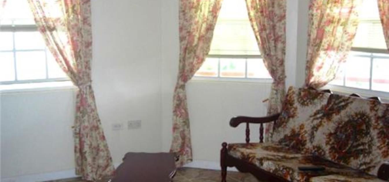 vacation-rentals/st-vincent-and-the-grenadines/union-island/ashton/campbells-oceanview-apartment