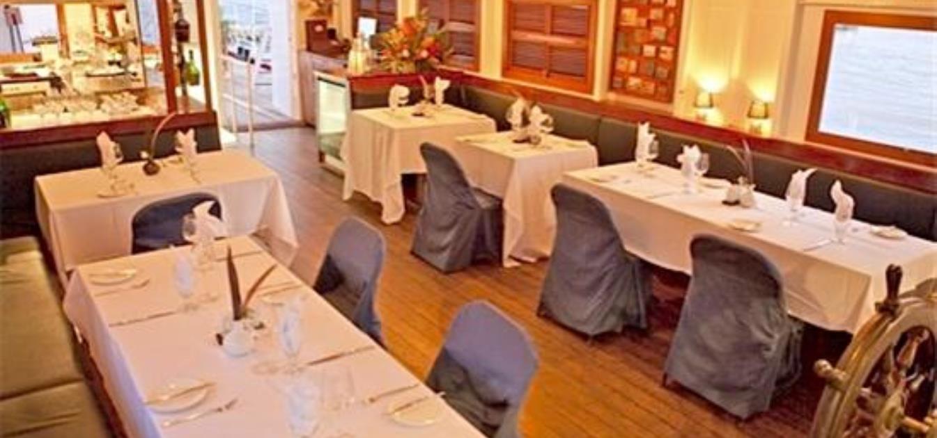 vacation-rentals/grenada/grenada-island/egmont/le-phare-bleu-boutique-hotel