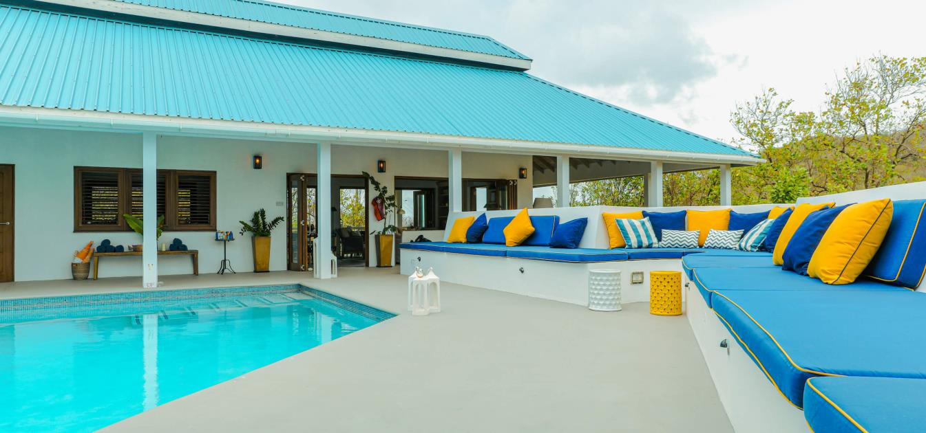 Pineapple House