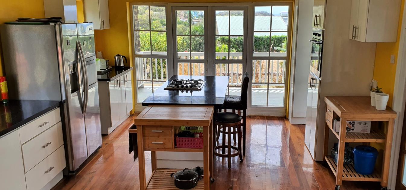 3 Bed Villa Cap Estate