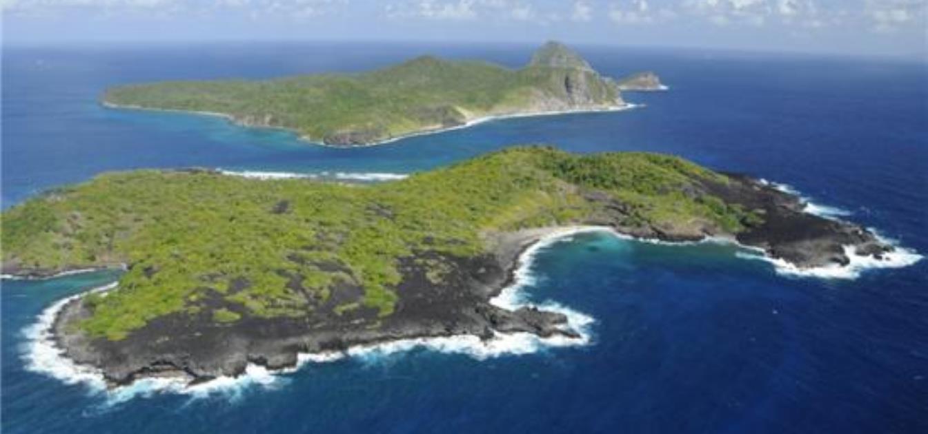 PRIVATE ISLAND  Isle de Caille