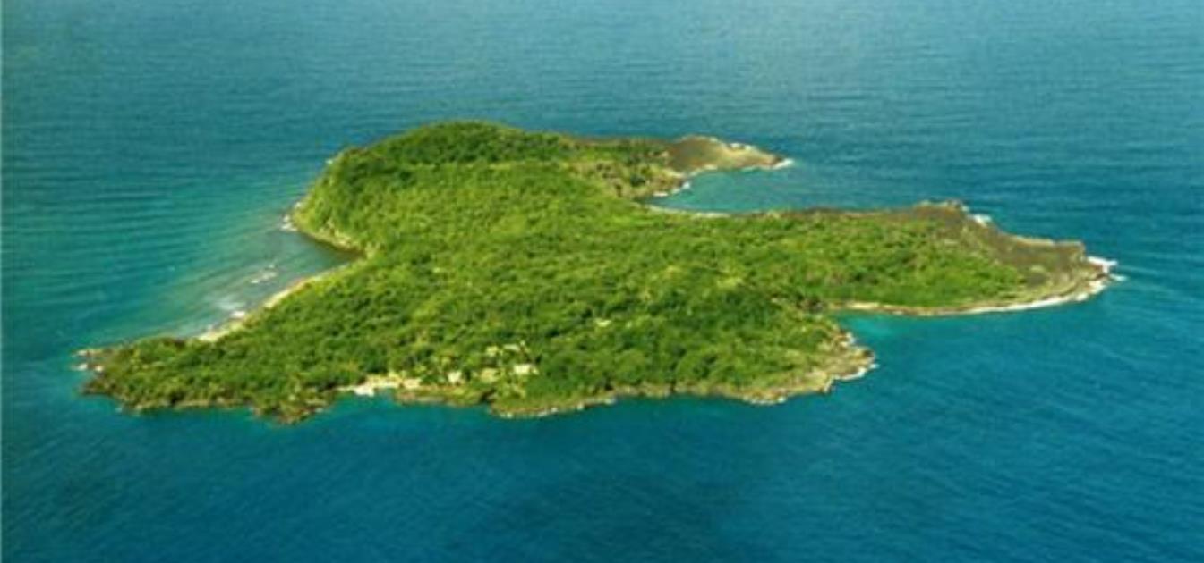 PRIVATE ISLAND  Isle de Caille