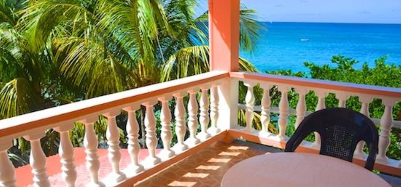 vacation-rentals/st-vincent-and-the-grenadines/bequia/lower-bay/keegan's-apartment-seahorse