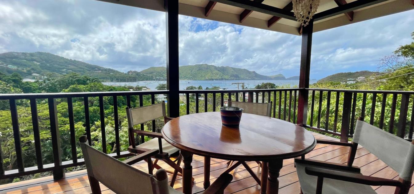 vacation-rentals/st-vincent-and-the-grenadines/bequia/ocar/harbour-view-villa