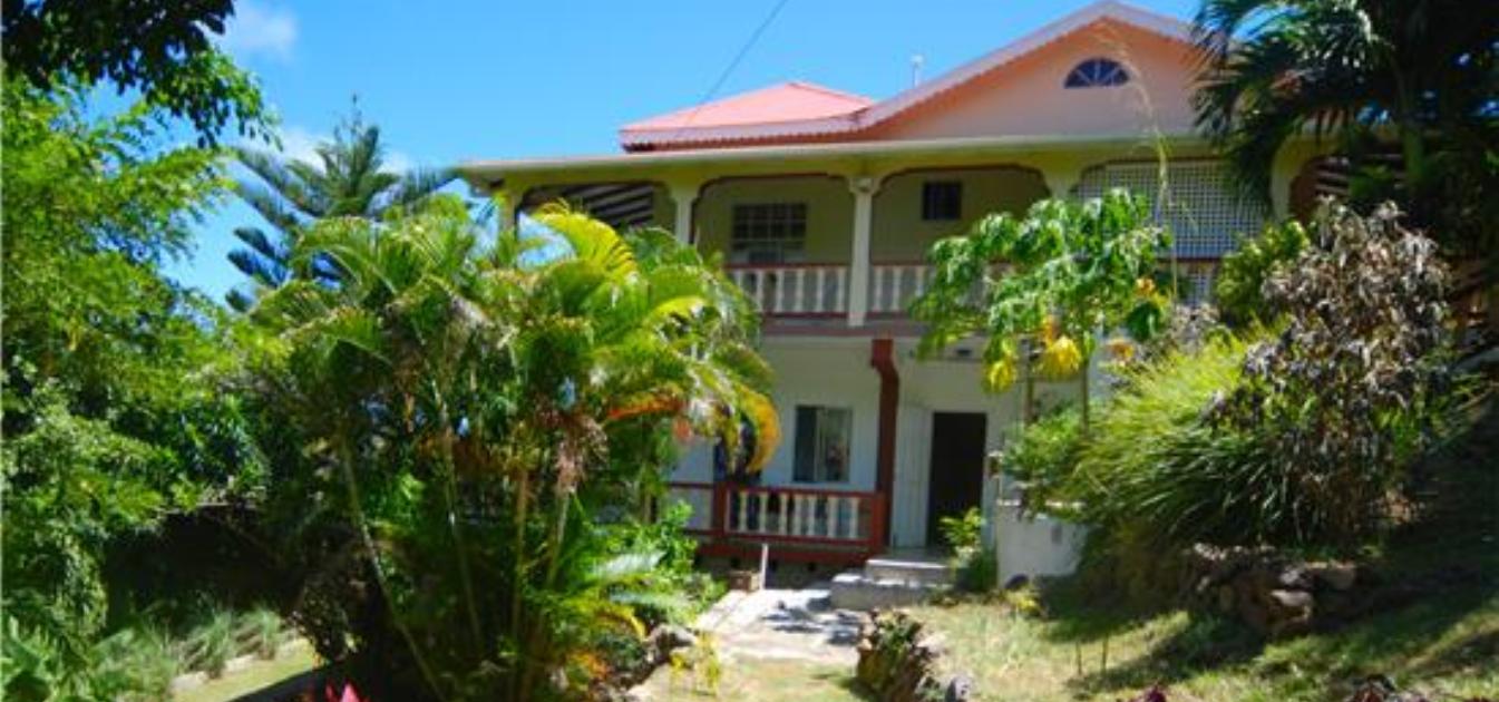 vacation-rentals/st-vincent-and-the-grenadines/bequia/friendship-bay/bequia-tree-tops-upper