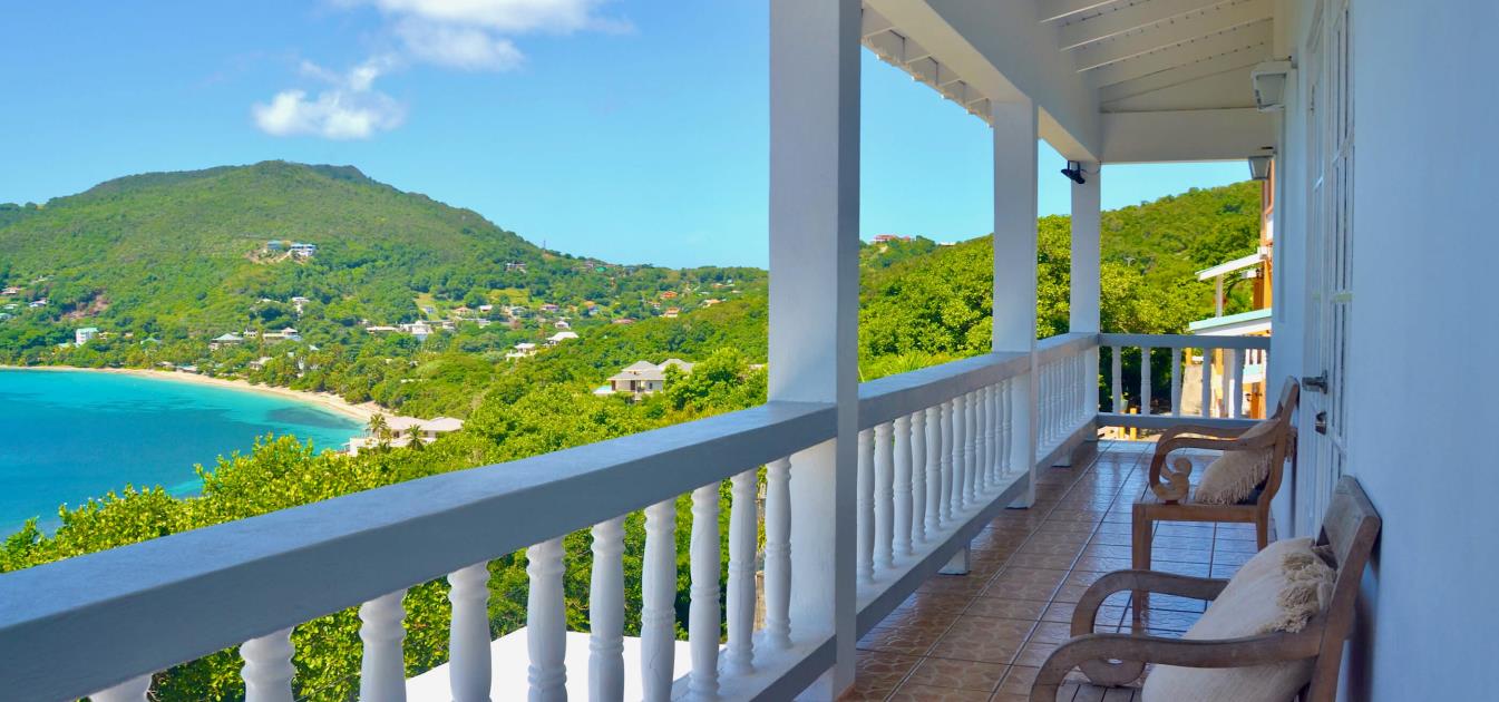 vacation-rentals/st-vincent-and-the-grenadines/bequia/friendship-bay/grenadines-view-villa
