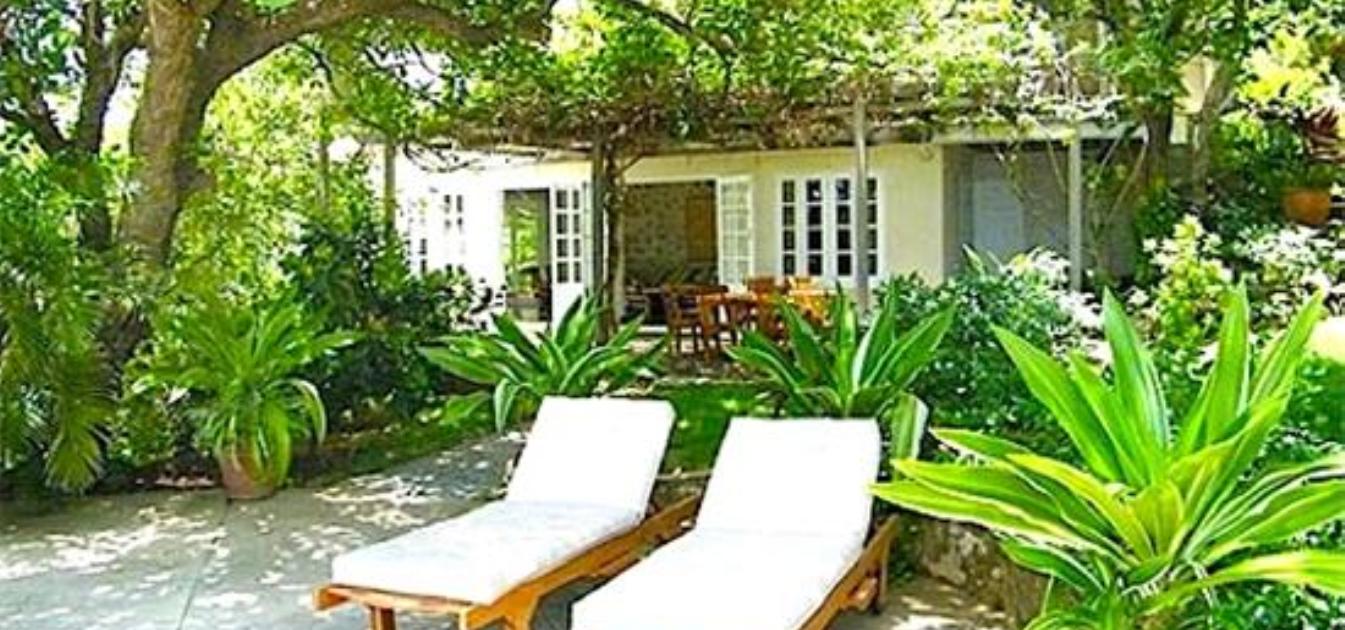 vacation-rentals/st-vincent-and-the-grenadines/mustique/central-hillside/buttercup-house