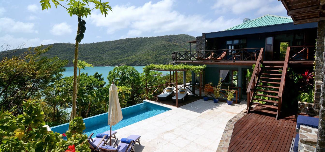 vacation-rentals/st-vincent-and-the-grenadines/bequia/crown-point/crown-point-house