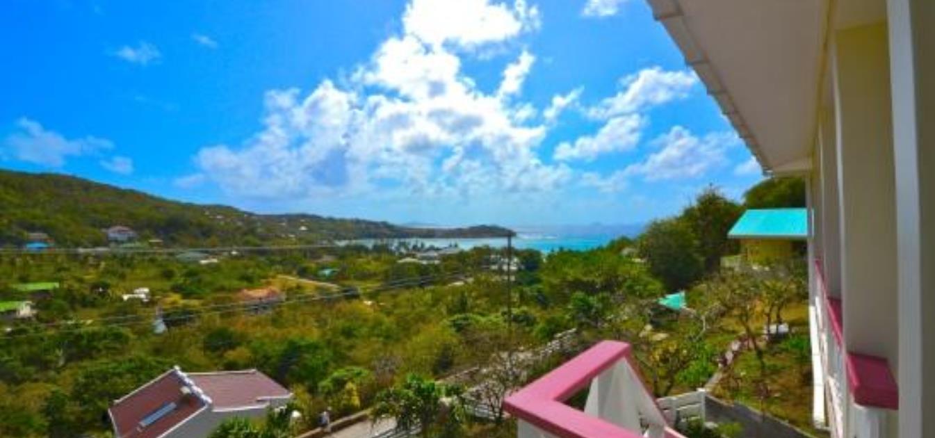 vacation-rentals/st-vincent-and-the-grenadines/bequia/friendship-bay/moondance-hideaway