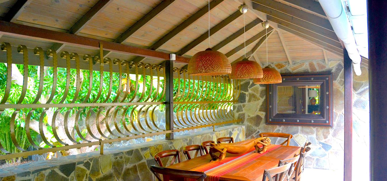 vacation-rentals/st-vincent-and-the-grenadines/bequia/belmont/stone-house