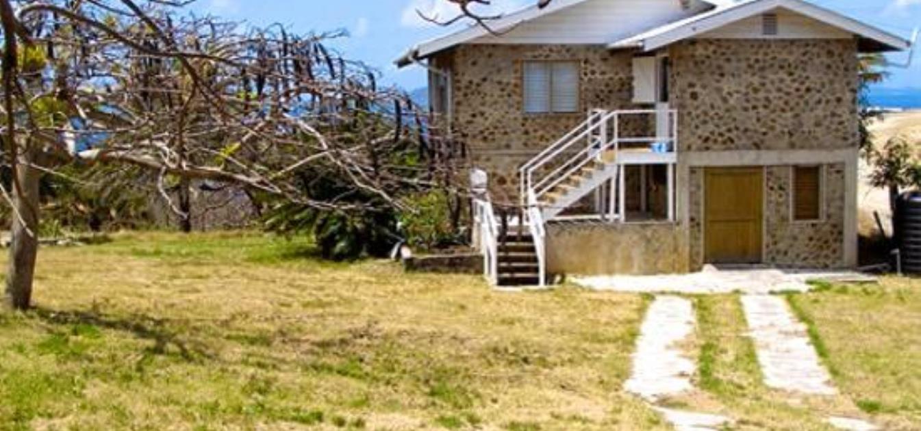 vacation-rentals/st-vincent-and-the-grenadines/union-island/clifton/caribbean-stone-cottage