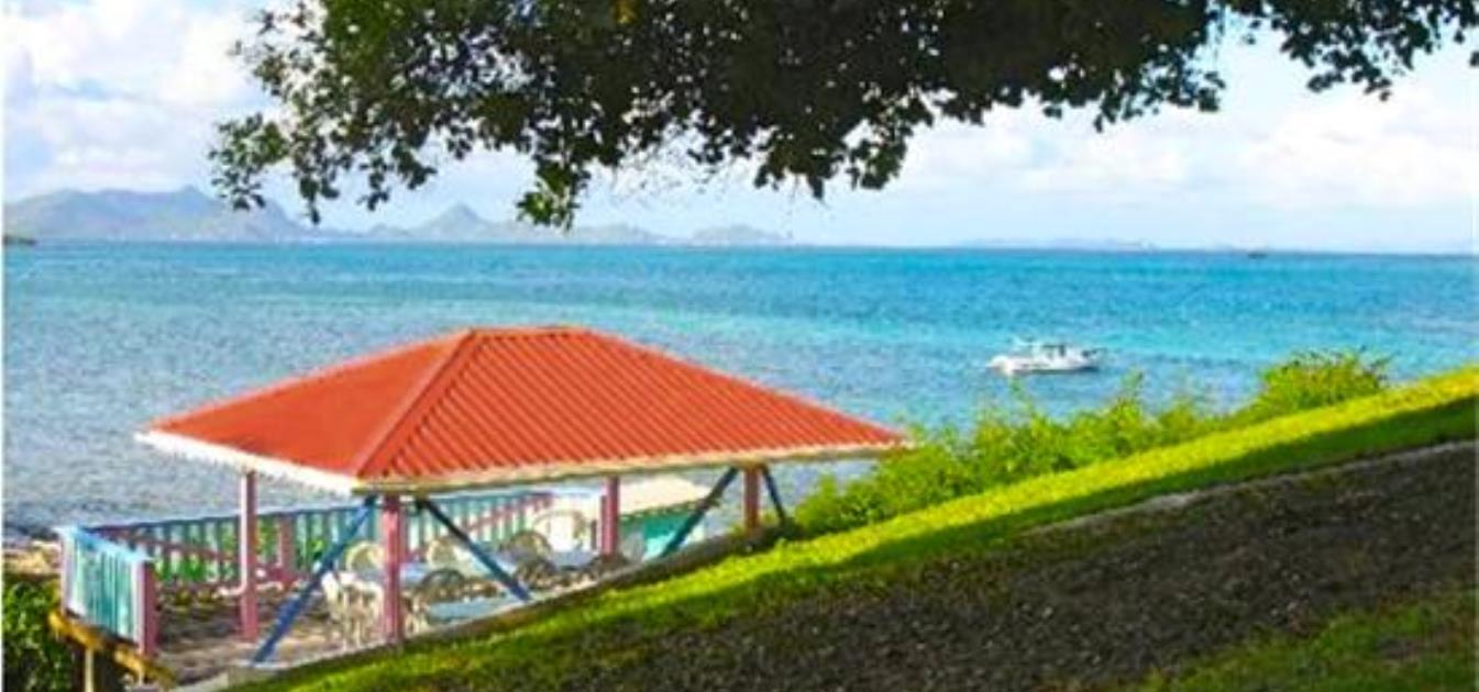vacation-rentals/grenada/carriacou/point-saint-hilaire/bayaleau-yellow-cottage
