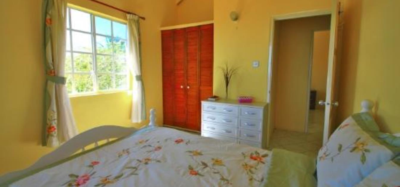 vacation-rentals/st-vincent-and-the-grenadines/bequia/hope-bay/atlantic-view-villa
