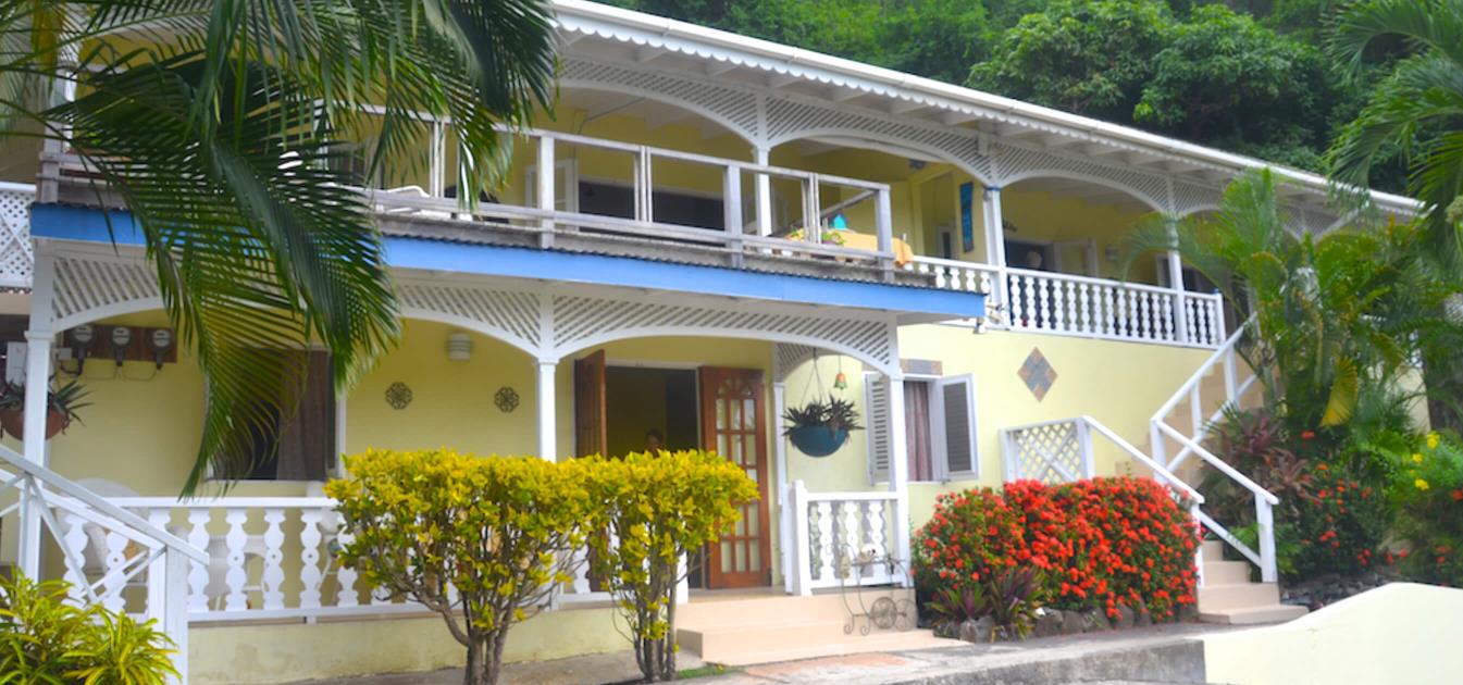 vacation-rentals/st-vincent-and-the-grenadines/bequia/belmont/aqua-lower-apt-yellowtail