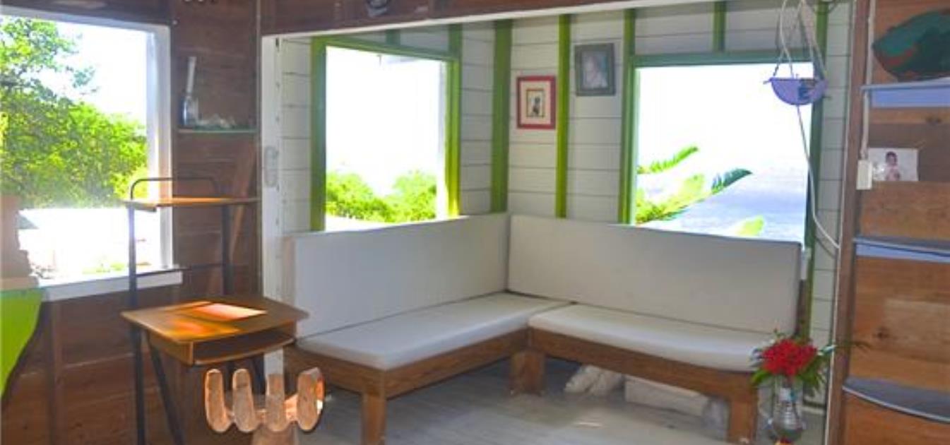 vacation-rentals/st-vincent-and-the-grenadines/bequia/lower-bay/lower-bay-cottage