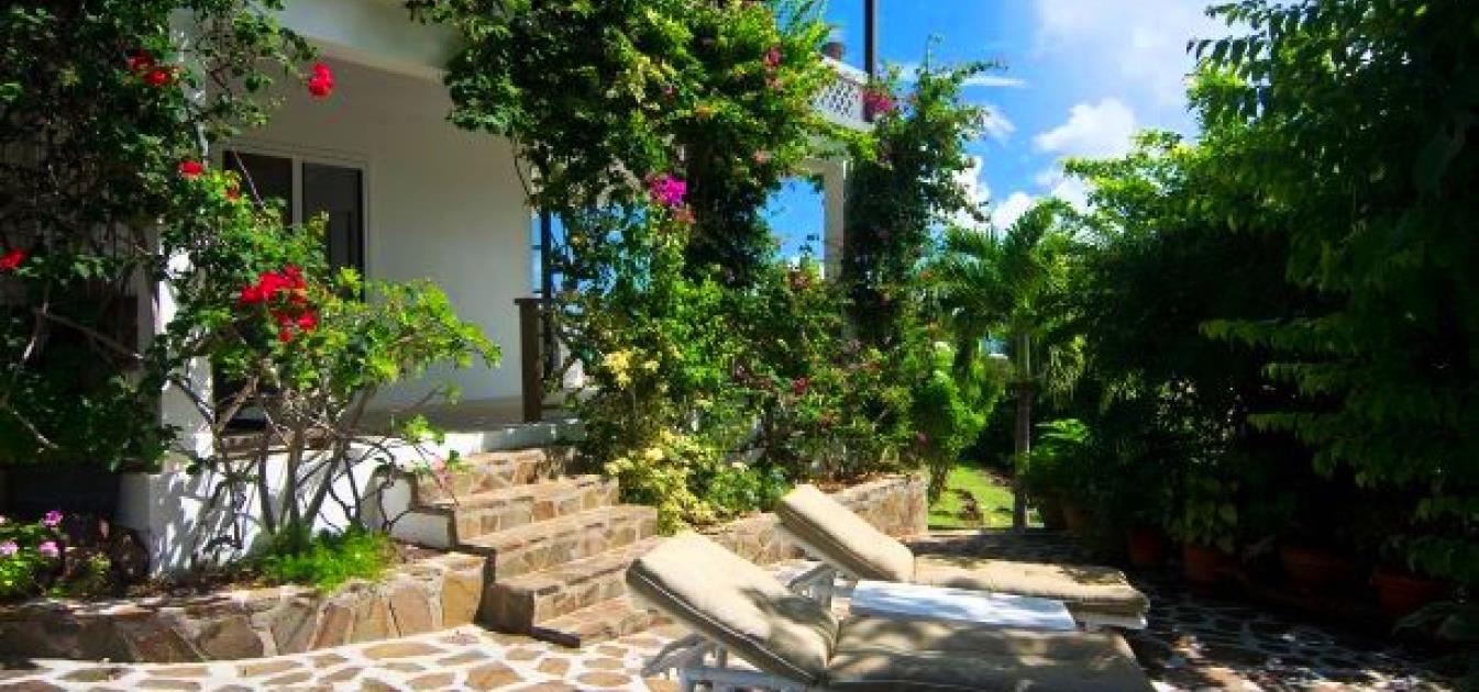 vacation-rentals/st-vincent-and-the-grenadines/bequia/spring/lime-apartment