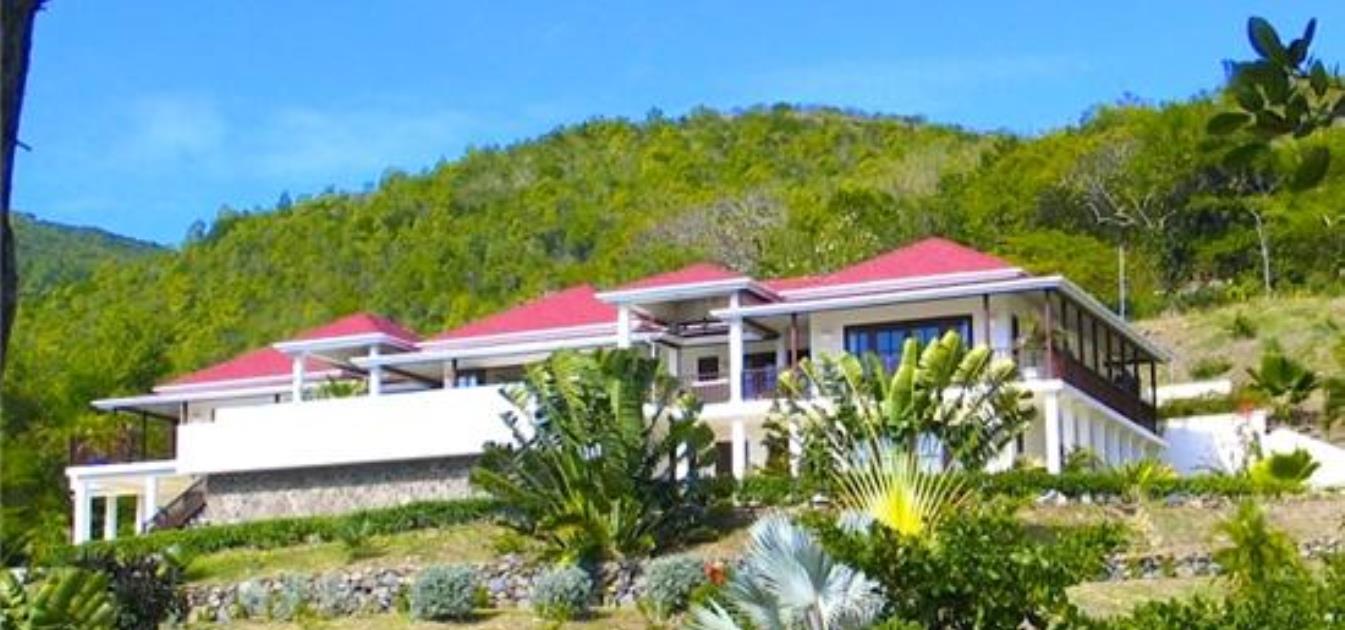 vacation-rentals/st-vincent-and-the-grenadines/bequia/crescent-bay/beachfront-plantation-house-ijeoma-tranquility