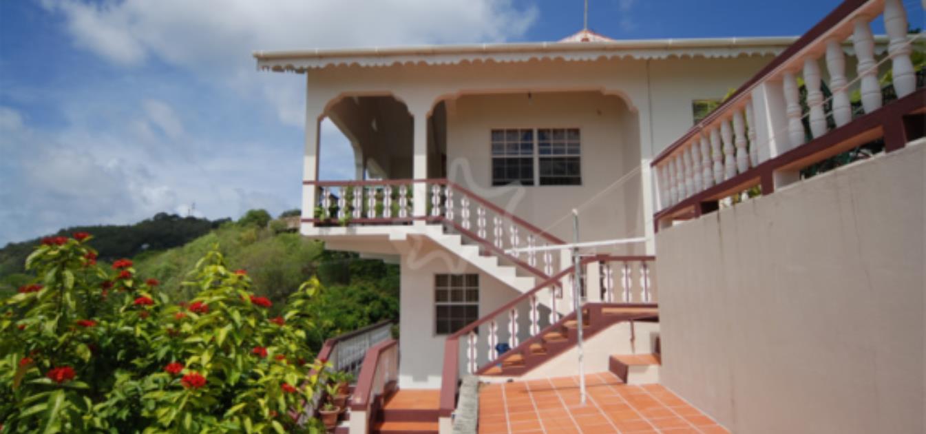 vacation-rentals/st-vincent-and-the-grenadines/bequia/lower-bay/hill-top-lower