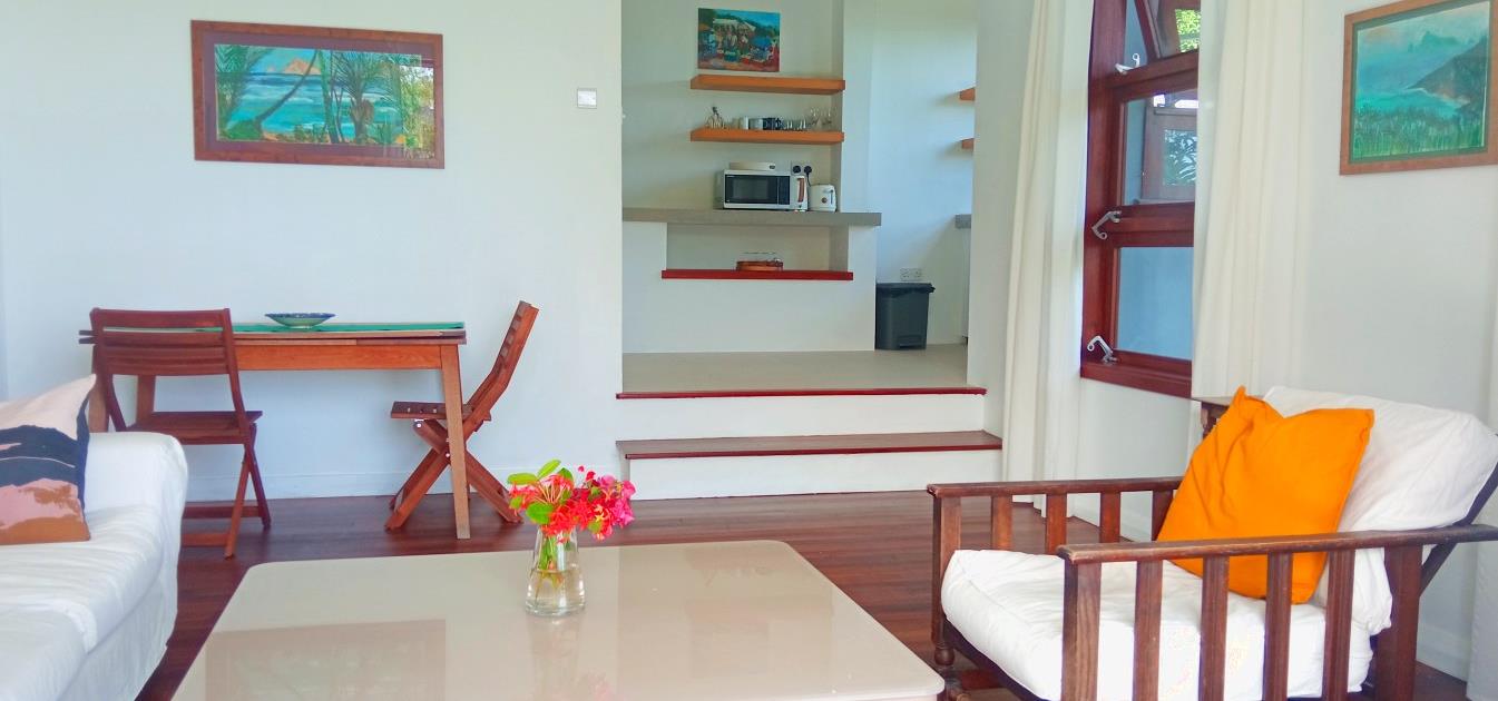 vacation-rentals/st-vincent-and-the-grenadines/bequia/spring/three-little-birds-apartment-the-sweet-nest