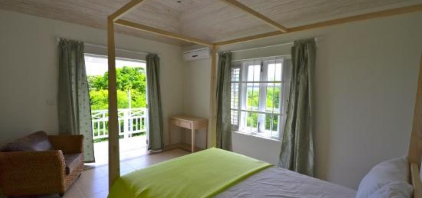 vacation-rentals/st-vincent-and-the-grenadines/bequia/lower-bay/francyn-villa
