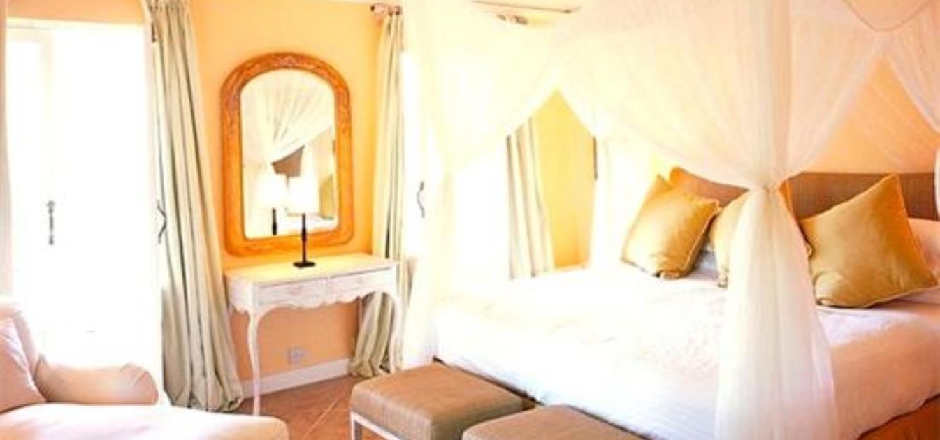 vacation-rentals/st-vincent-and-the-grenadines/mustique/endeavour-bay/cotton-house-deluxe-room-and-suites-