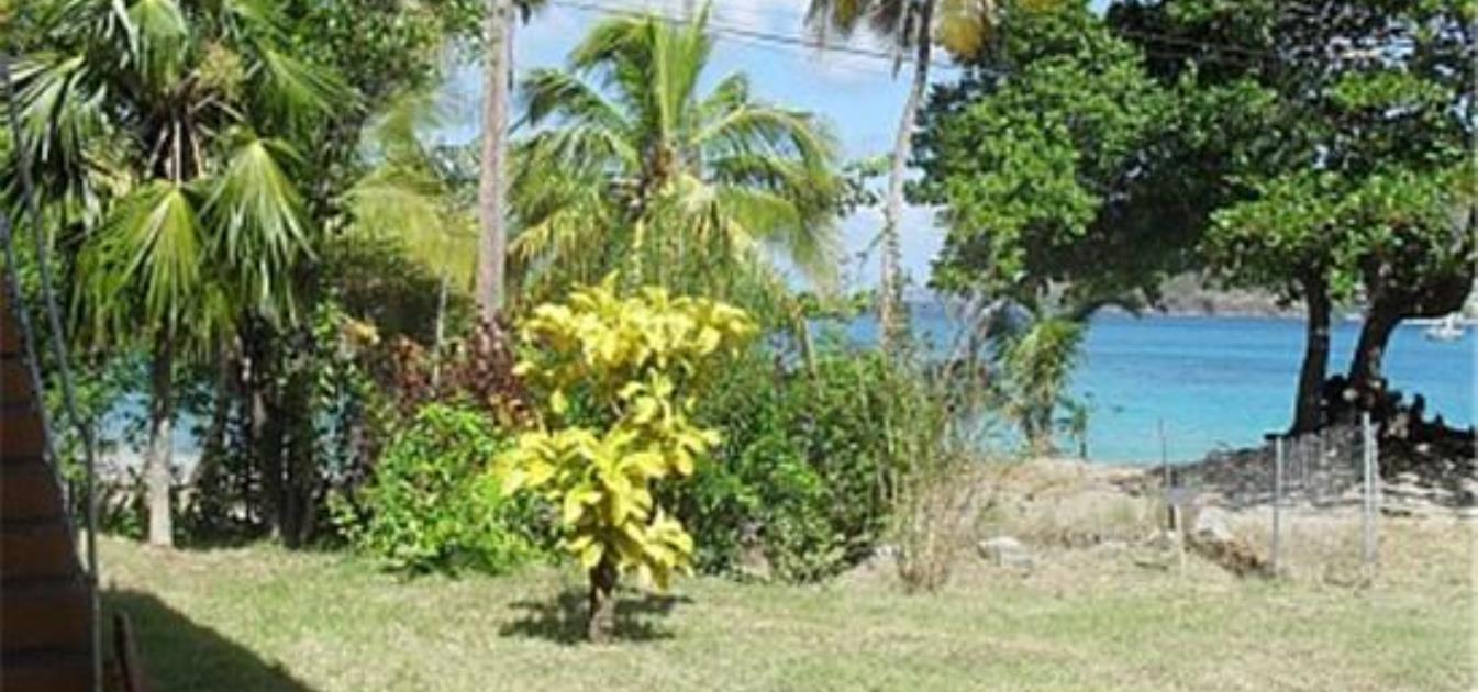 vacation-rentals/st-vincent-and-the-grenadines/bequia/lower-bay/tropical-daze