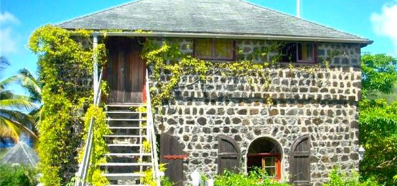 vacation-rentals/st-vincent-and-the-grenadines/bequia/mount-pleasant/historic-bequia-estate