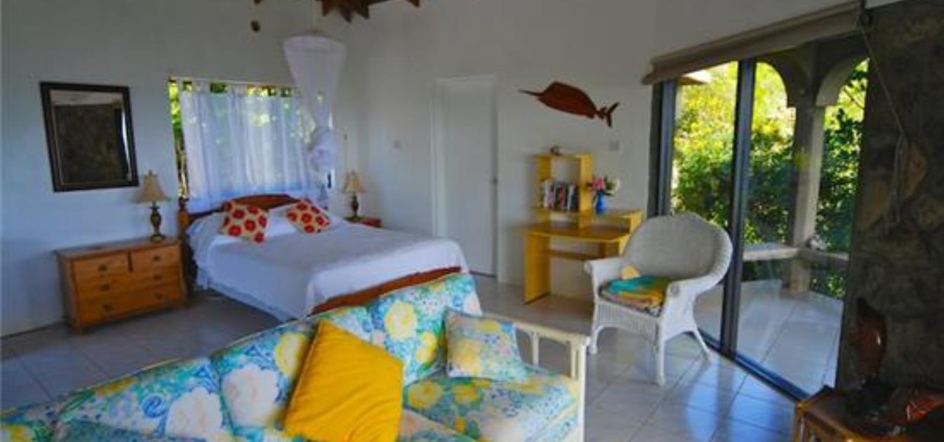 vacation-rentals/st-vincent-and-the-grenadines/bequia/spring/lime-studio