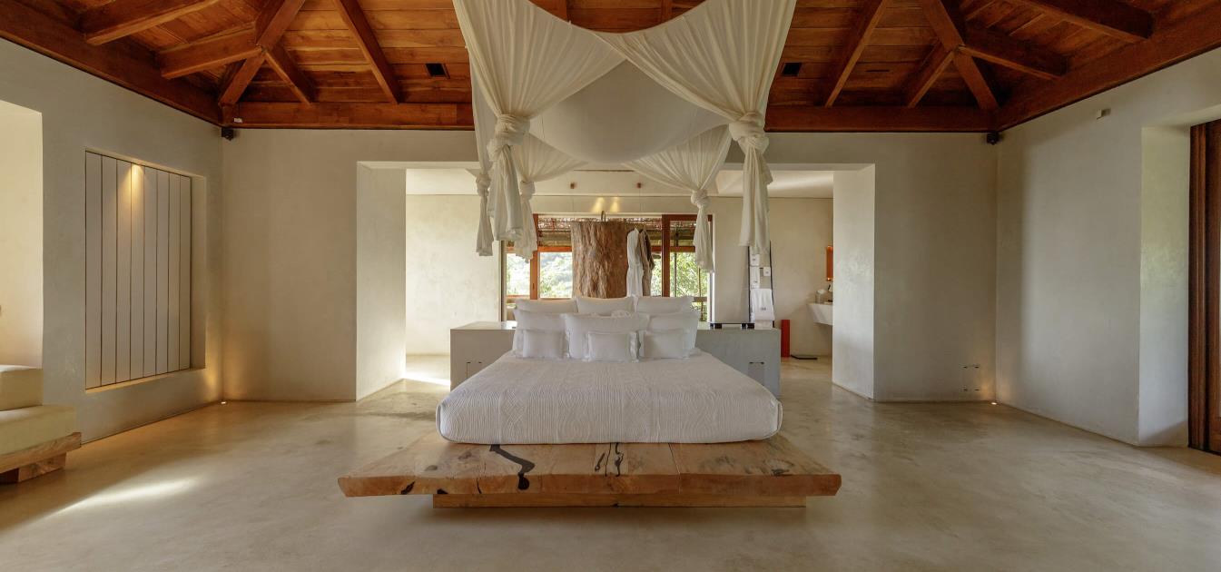 vacation-rentals/st-vincent-and-the-grenadines/mustique/britannia-bay/opium