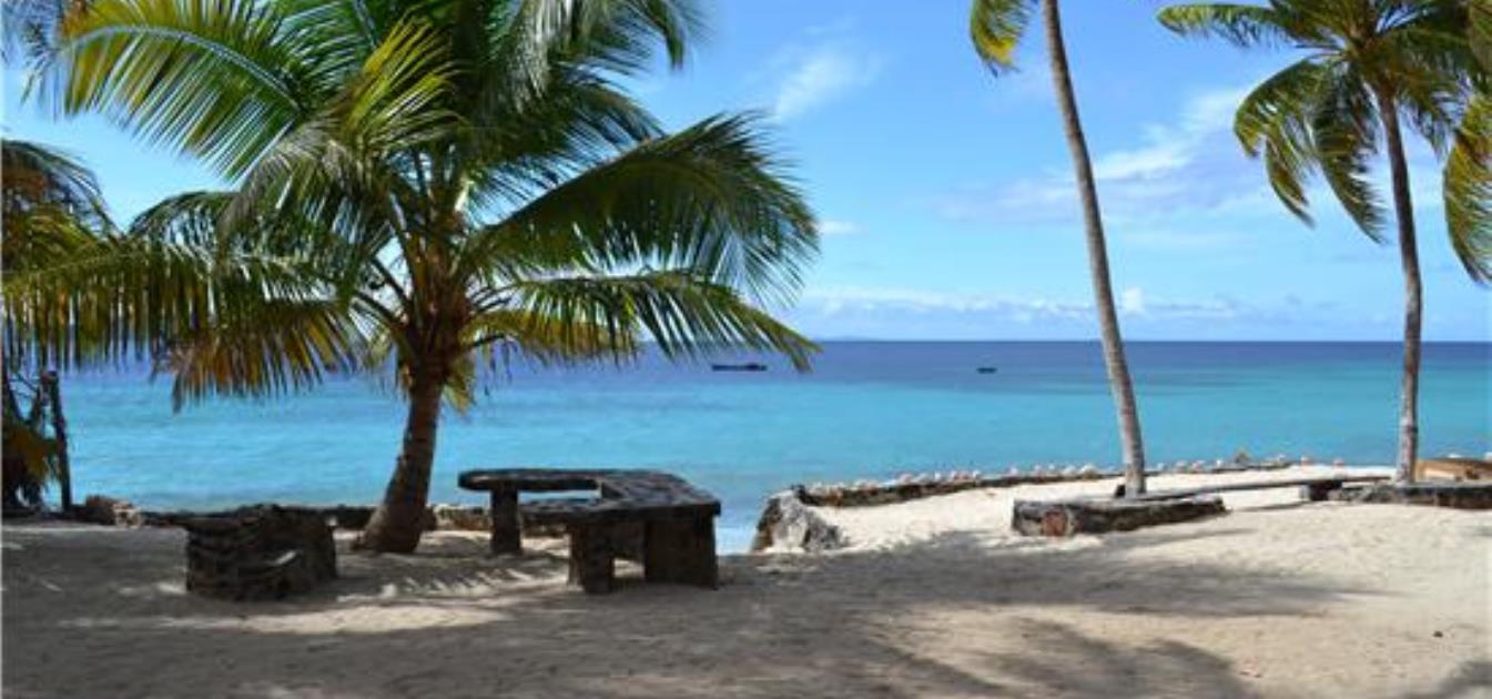 vacation-rentals/st-vincent-and-the-grenadines/bequia/moonhole/moonhole-khow-ga-peh
