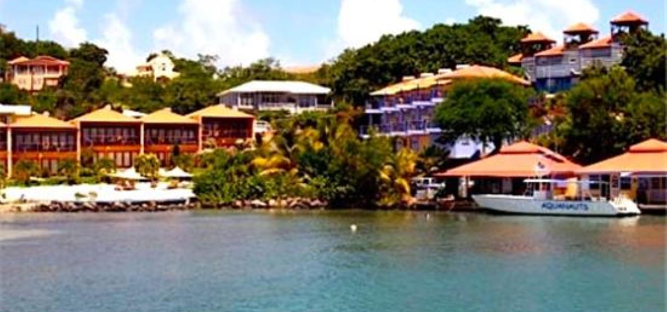 vacation-rentals/grenada/grenada-island/true-blue/blue-bay-honeymoon-suite