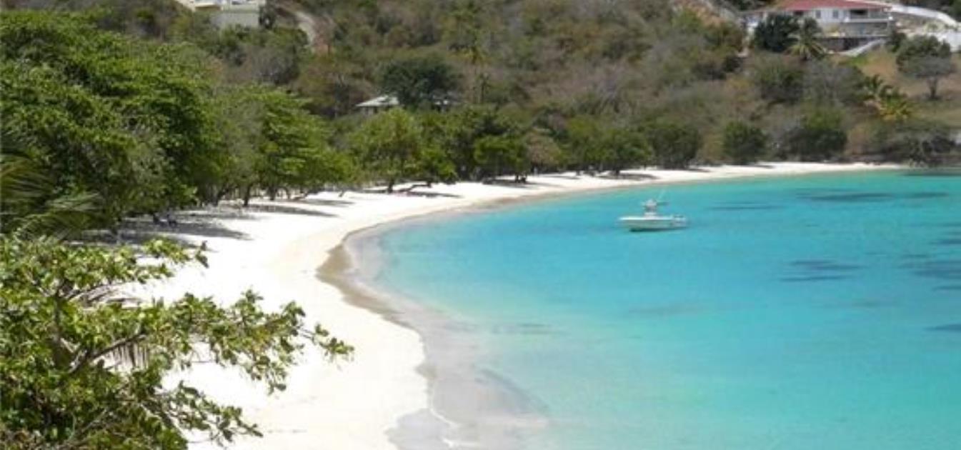 vacation-rentals/grenada/grenada-island/morne-rouge/belle-morne-rouge-beach-villa