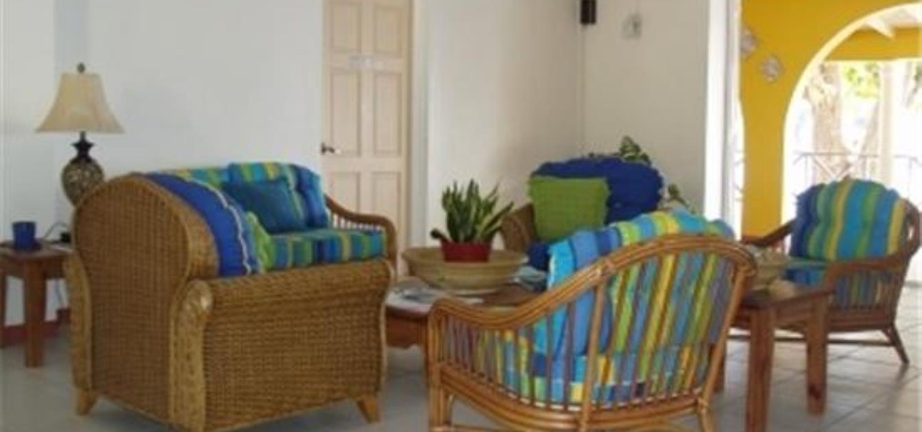 vacation-rentals/st-vincent-and-the-grenadines/st-vincent/india-and-villa-bay/paradise-beach-hotel