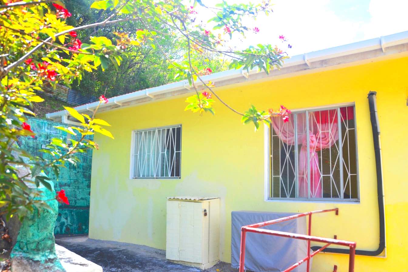 House in Friendship Island Properties for Sale Friendship Bay